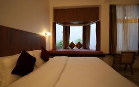 Bhopal Lake Stays